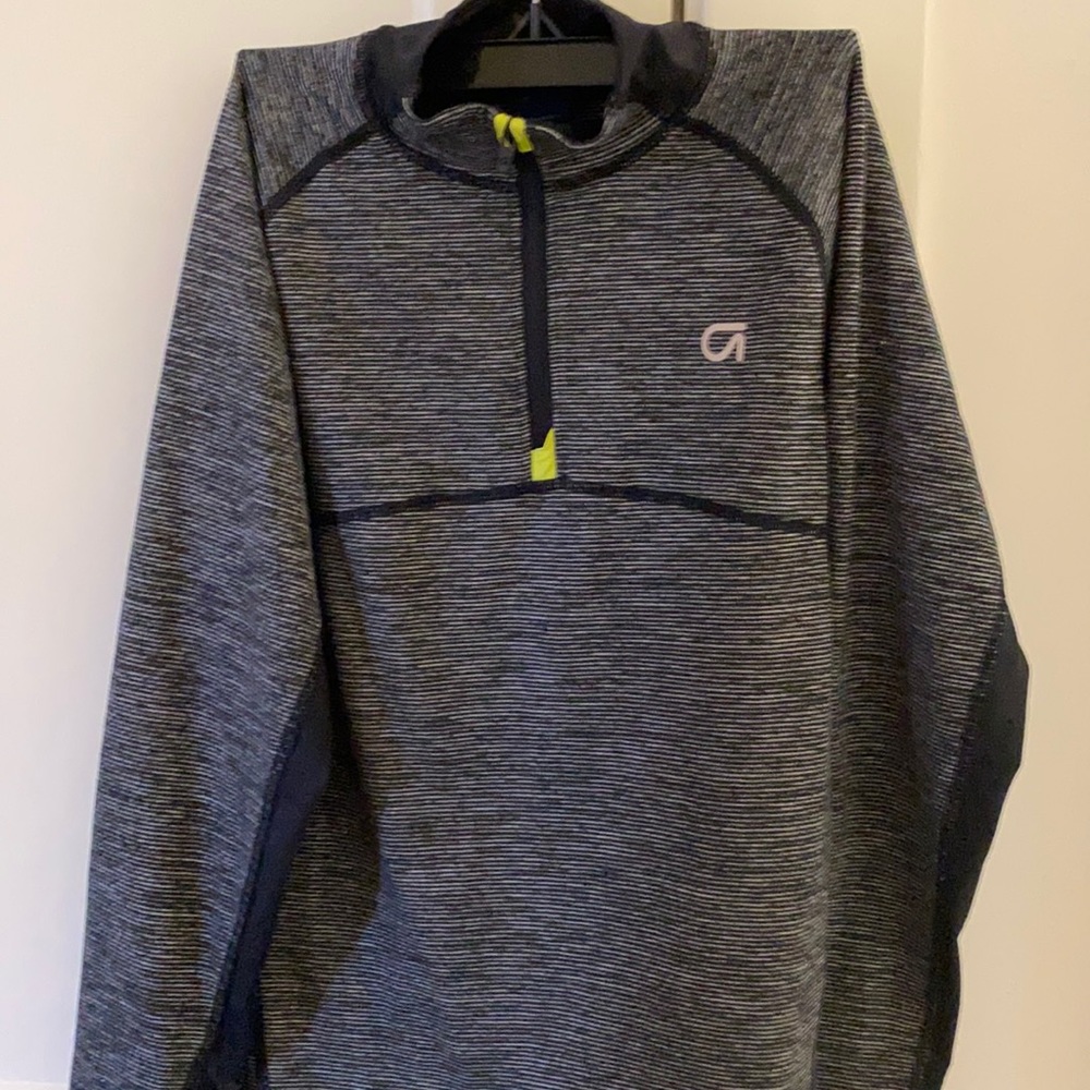 Gap fit Exercise Top